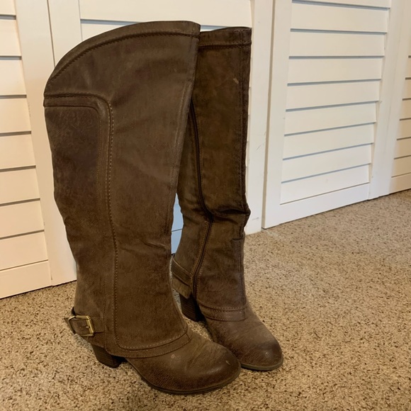 Fergalicious heel boot - Picture 3 of 3